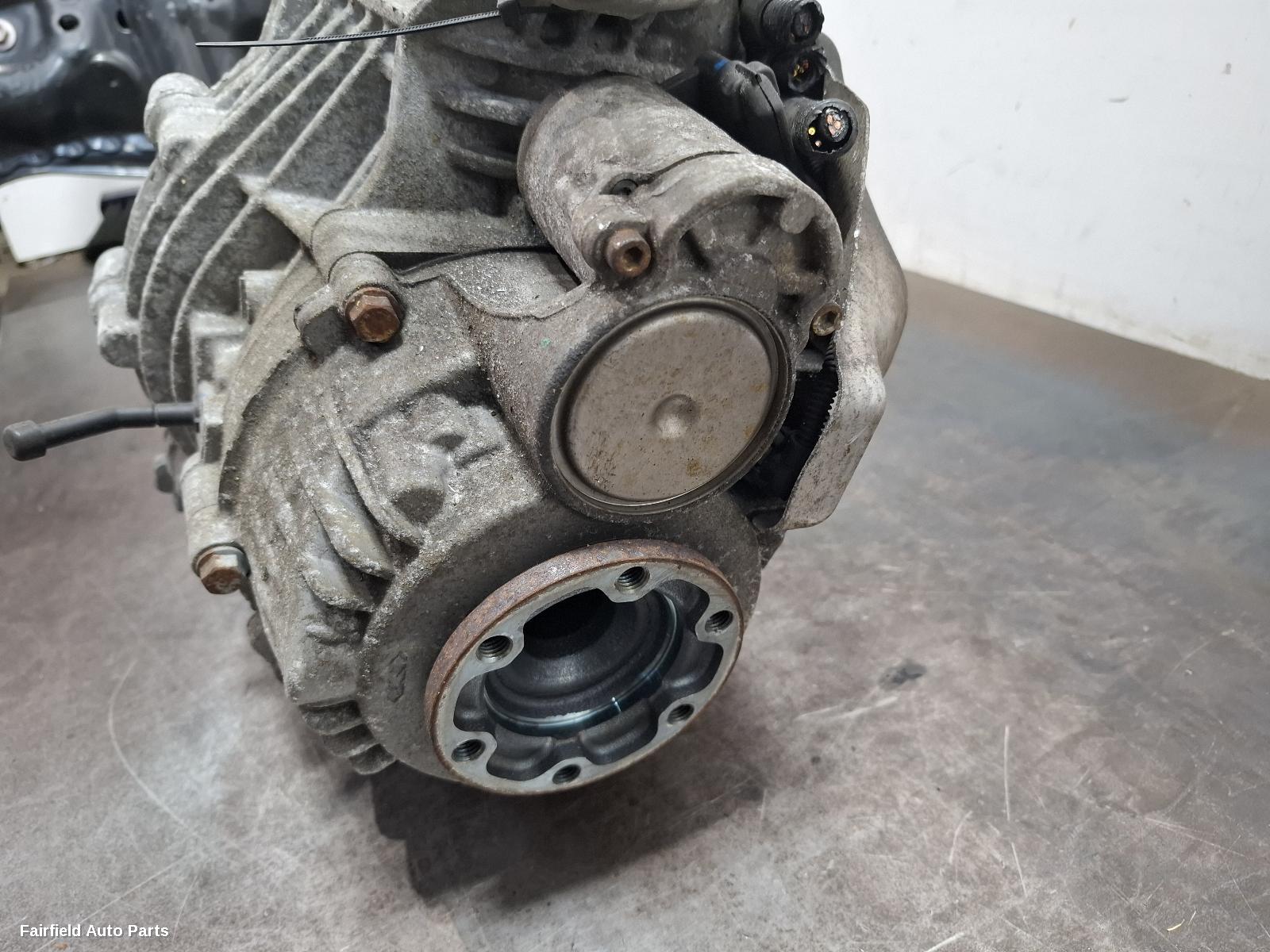 2012-2014 Bmw X6 Differential Centre