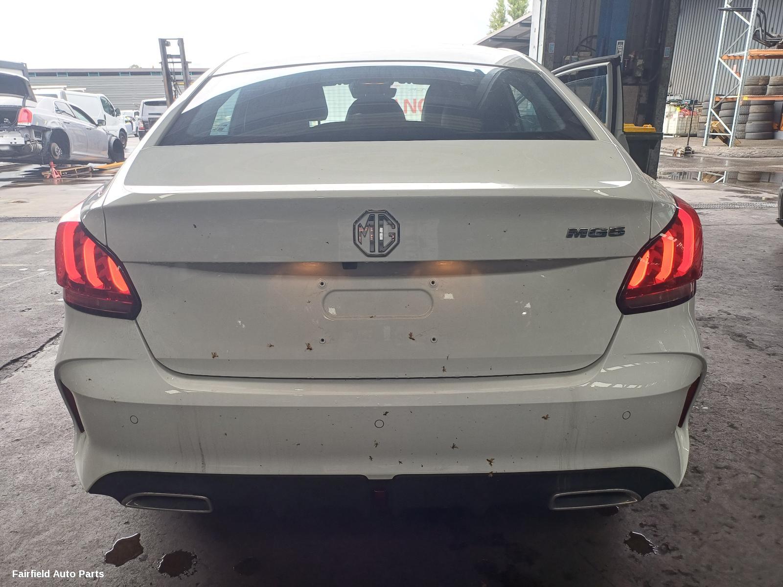 2023-2026 Mg Mg5 Left Front Door