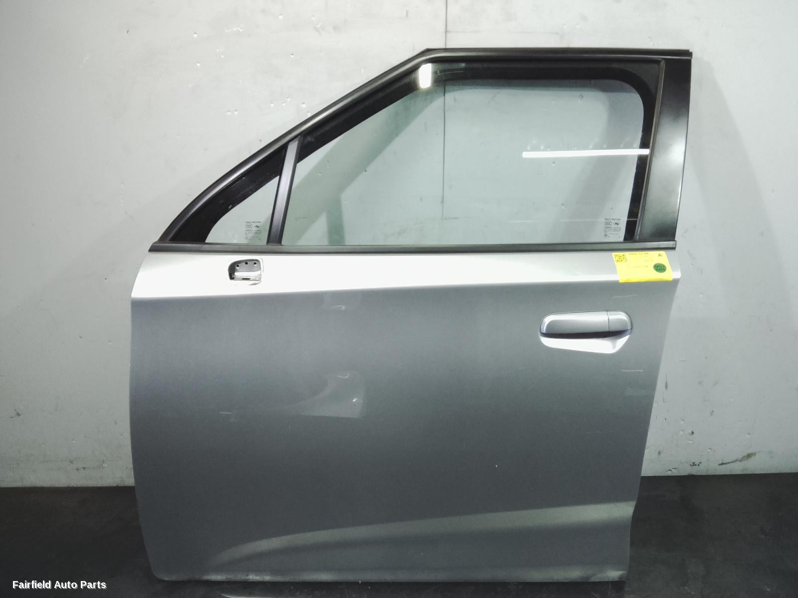 2016-2025 Mg Mg3 Left Front Door