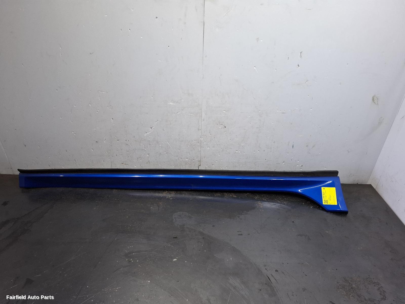 2015-2017 Mitsubishi Lancer Side Step Skirt
