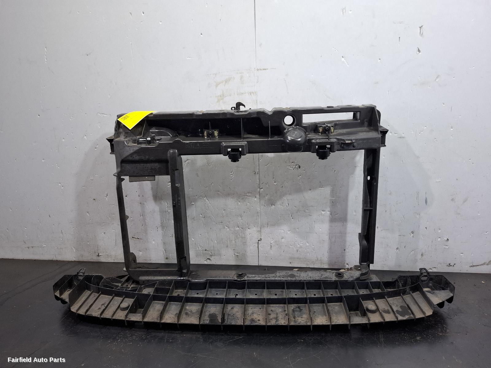2017-2026 Citroen C3 Radiator Support