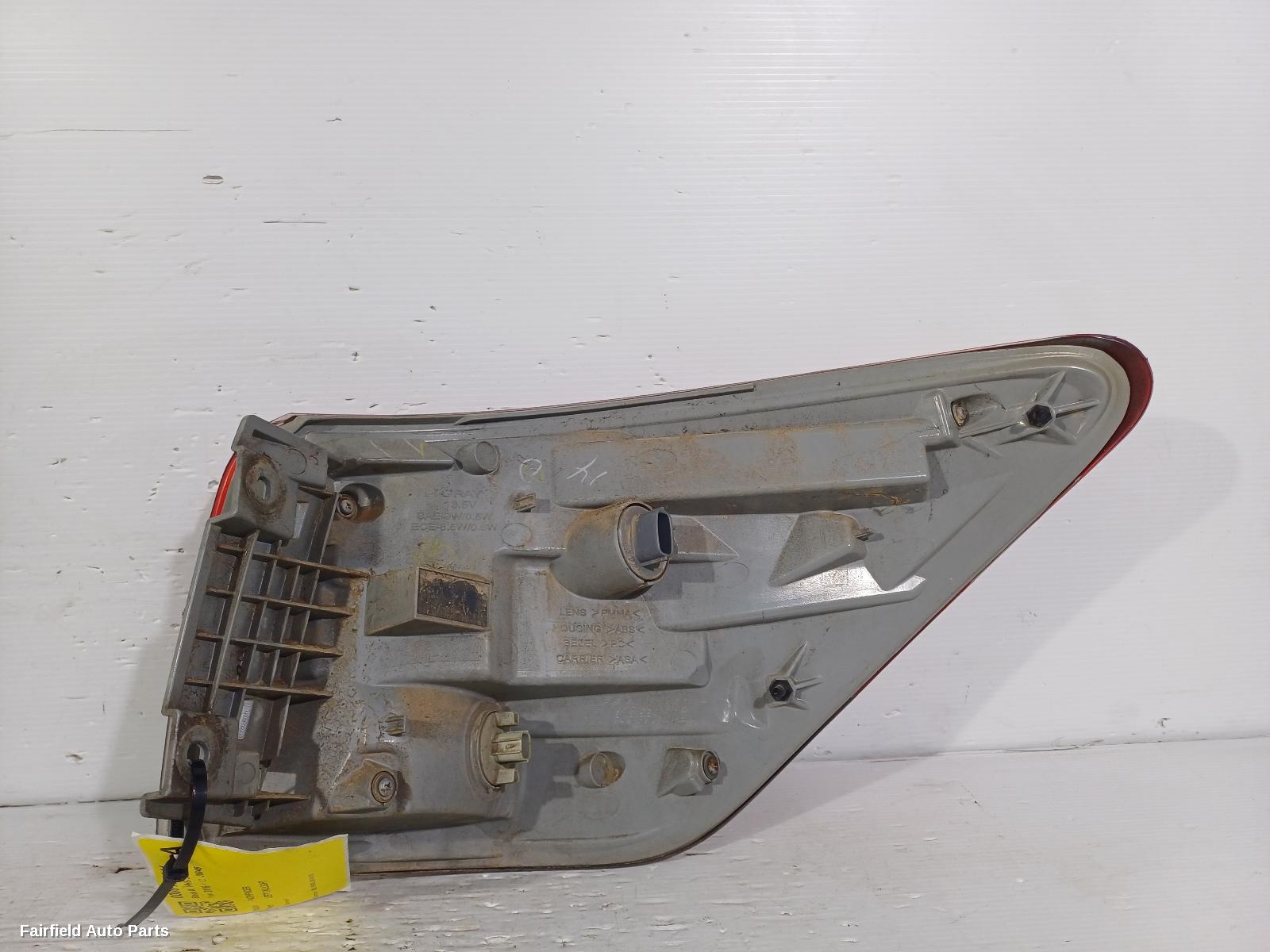 2014-2016 Nissan Pathfinder Left Taillight