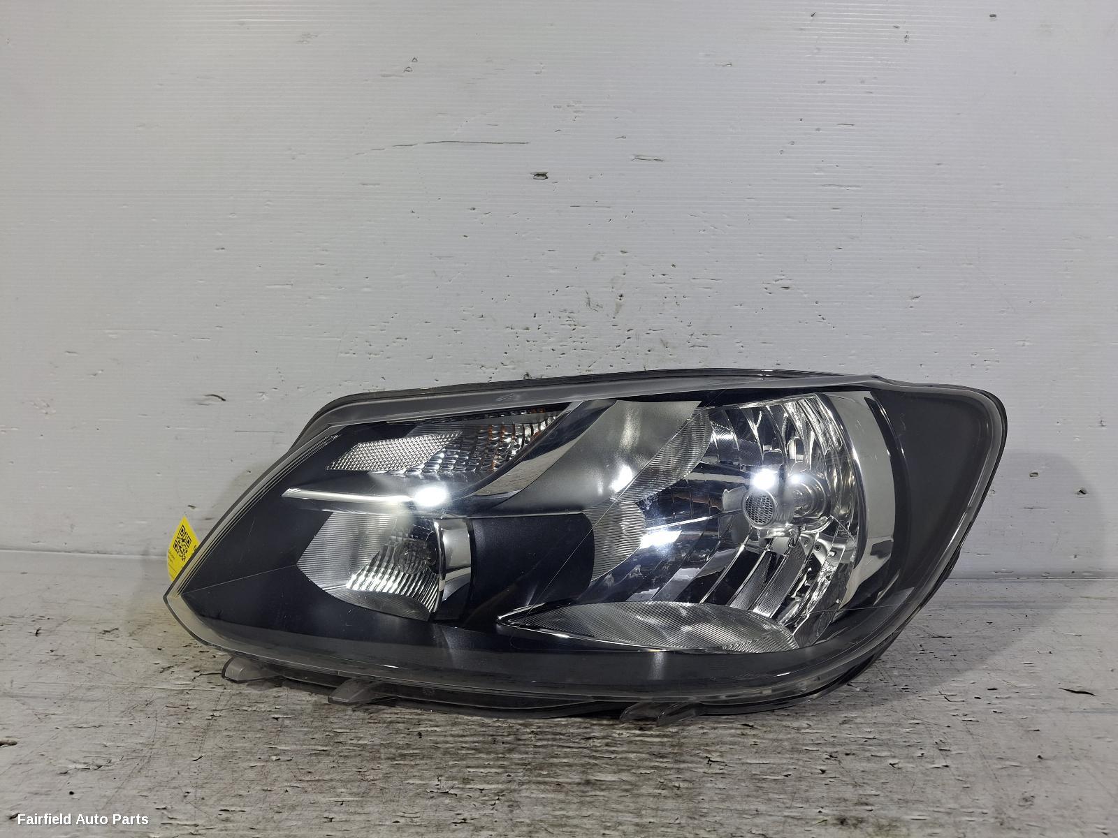 2004-2010 Volkswagen Caddy Left Headlamp