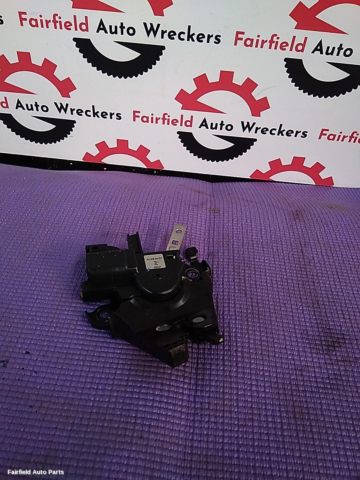 2009-2013 Mazda 3 Door Boot Gate Lock