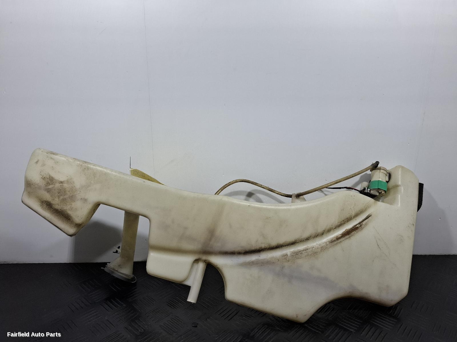 2005-2015 Nissan Navara Washer Bottle