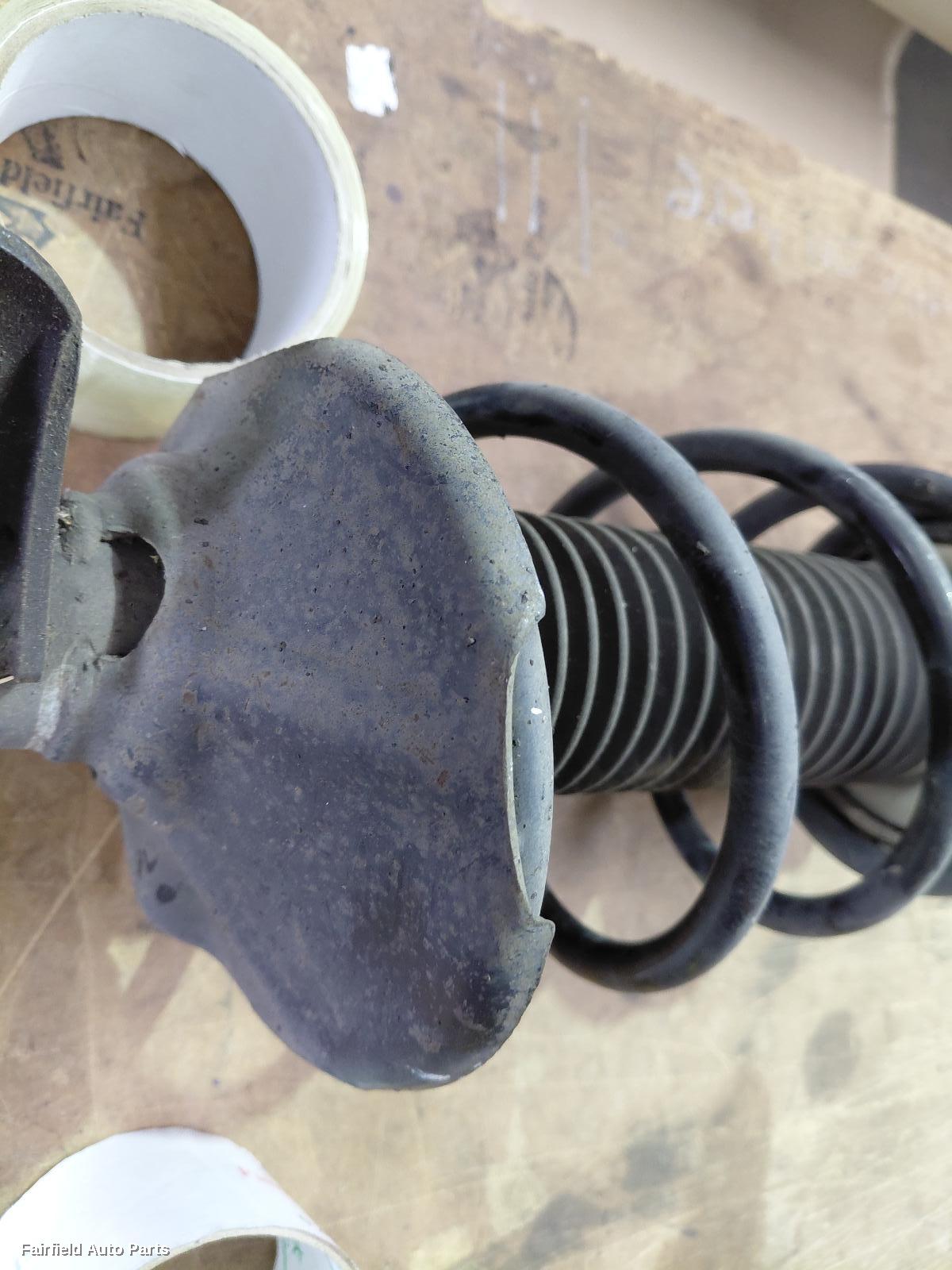 2009-2014 Suzuki Alto Right Front Strut