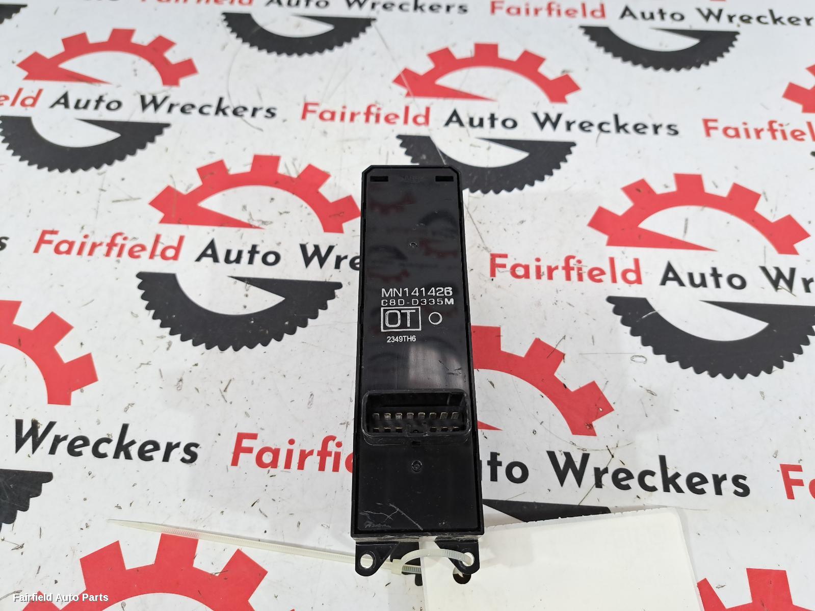 2006-2009 Mitsubishi Outlander Pwr Dr Wind Switch