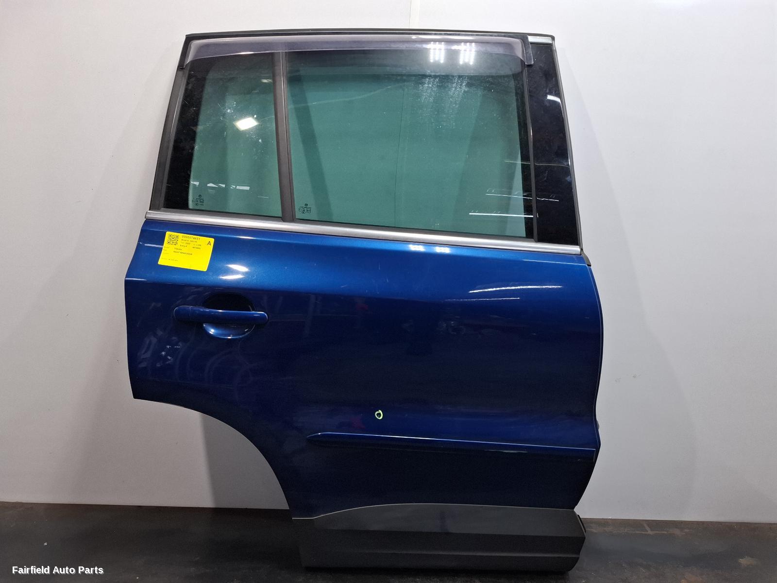 2008-2016 Volkswagen Tiguan Right Rear Door Sliding