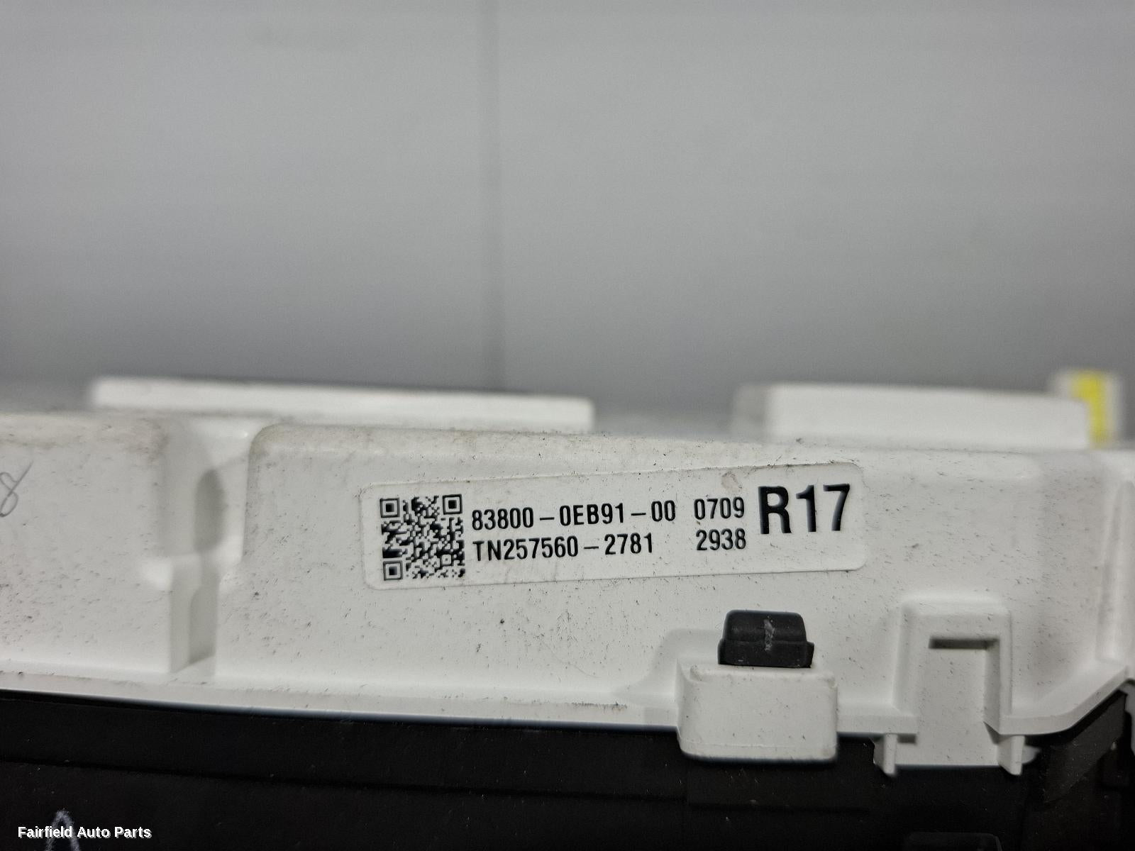 2016-2021 Toyota Kluger Instrument Cluster