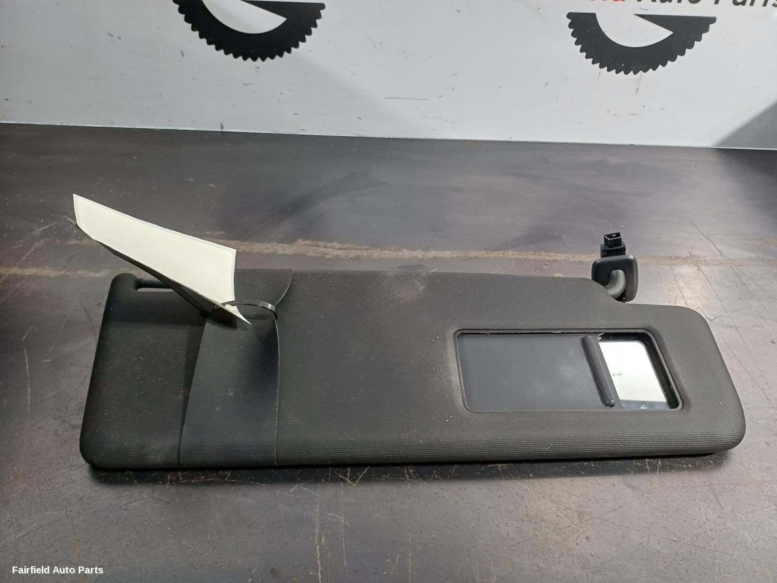 2008-2016 Volkswagen Tiguan Sunvisor