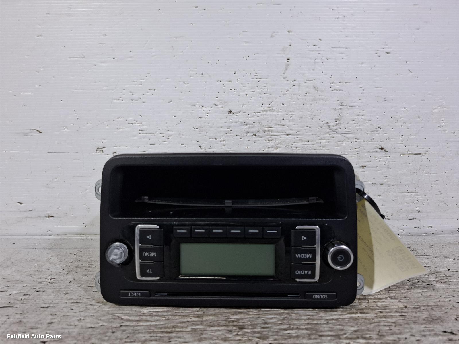 2010-2015 Volkswagen Caddy Radio Cd Dvd Sat Tv