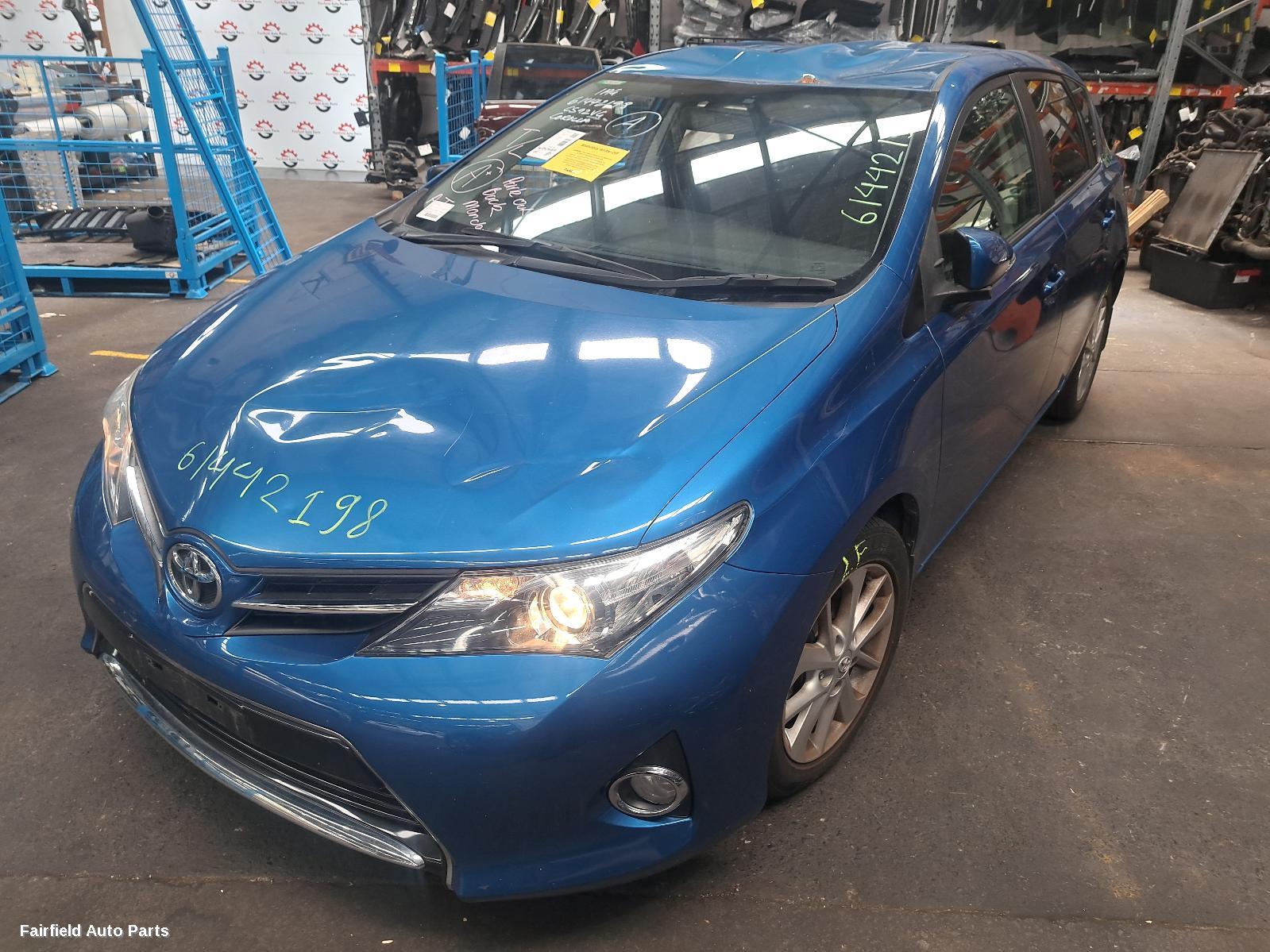 2012-2015 Toyota Corolla Grille