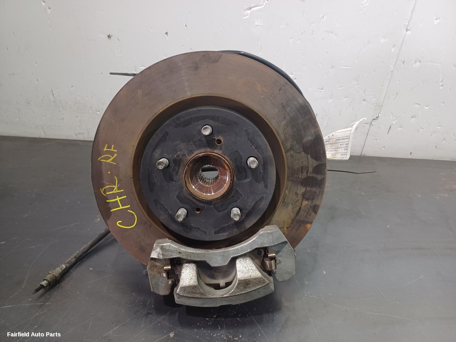 2016-2023 Toyota C-hr Right Front Hub Assembly