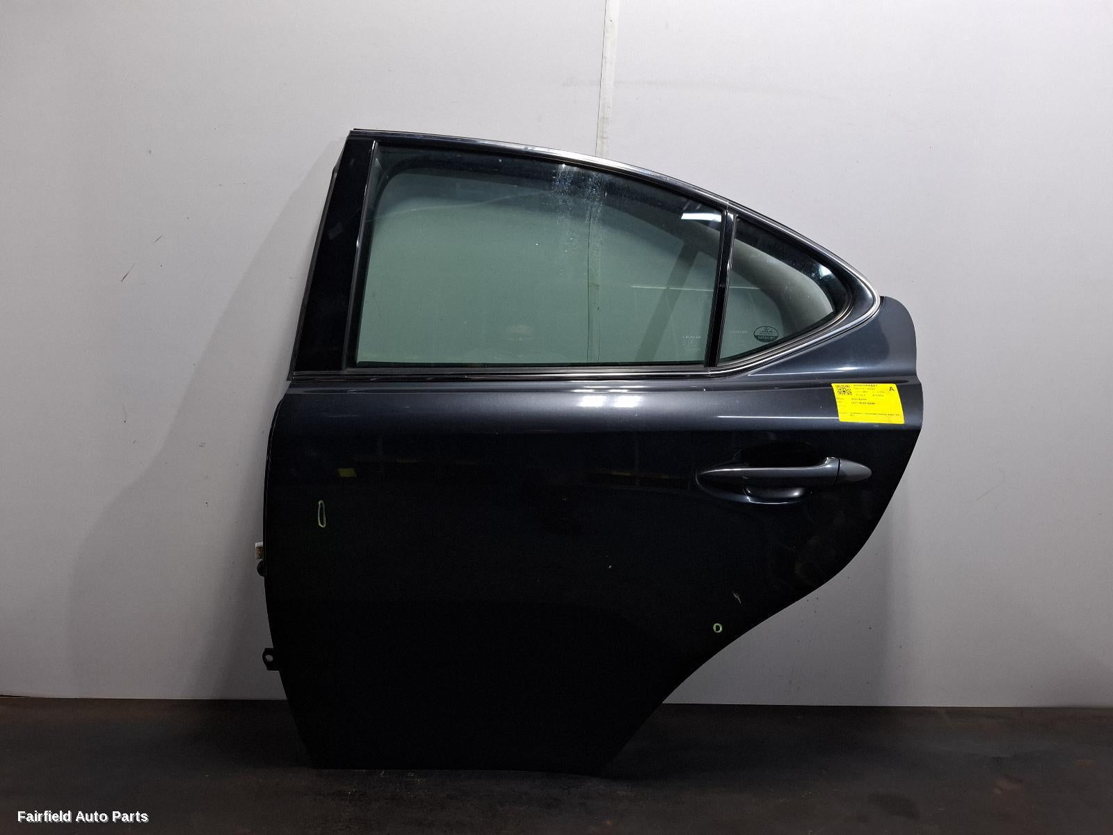 2005-2013 Lexus Is250/is250c Left Rear Door Sliding