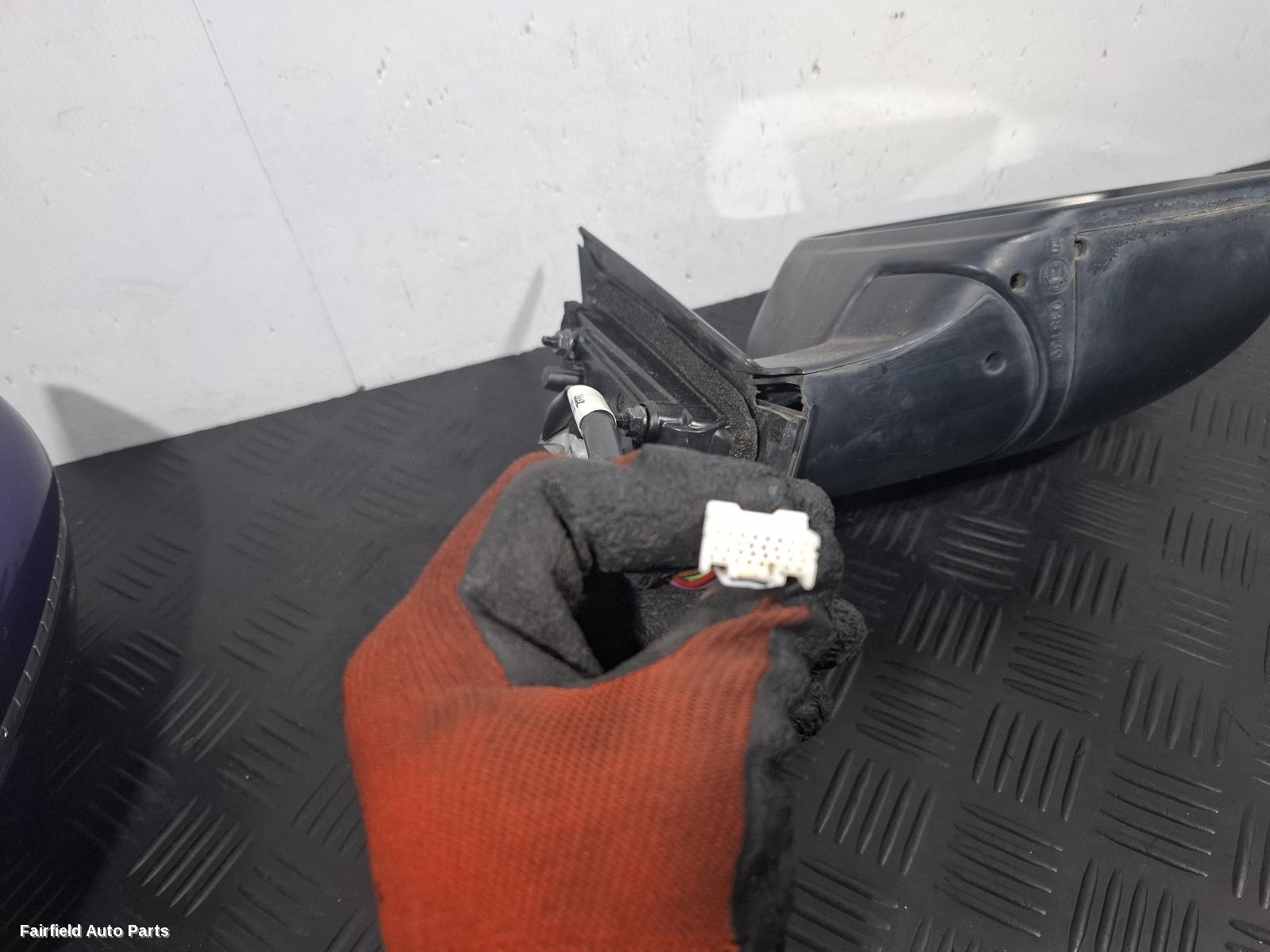2013-2015 Nissan Qashqai Right Door Mirror