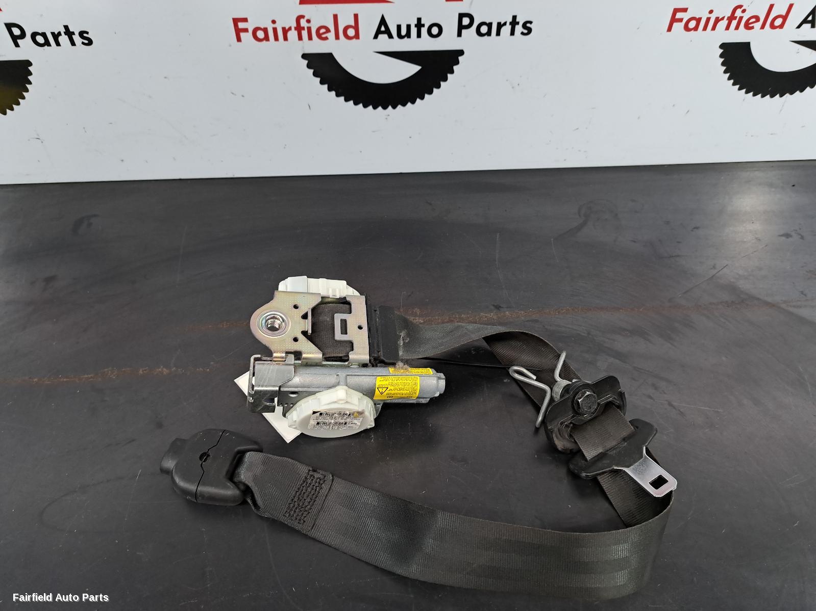 2011-2020 Alfa Romeo Giulietta Seatbelt Stalk