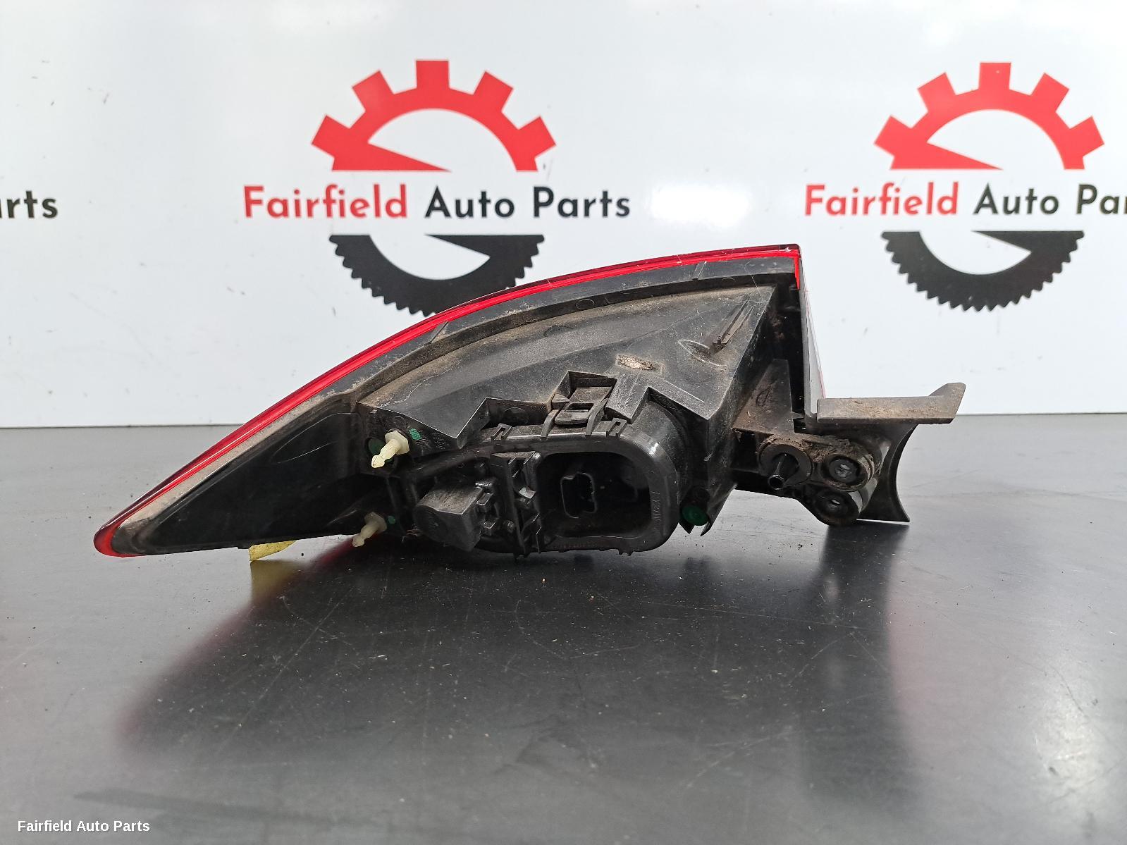 2013-2019 Renault Clio Right Taillight