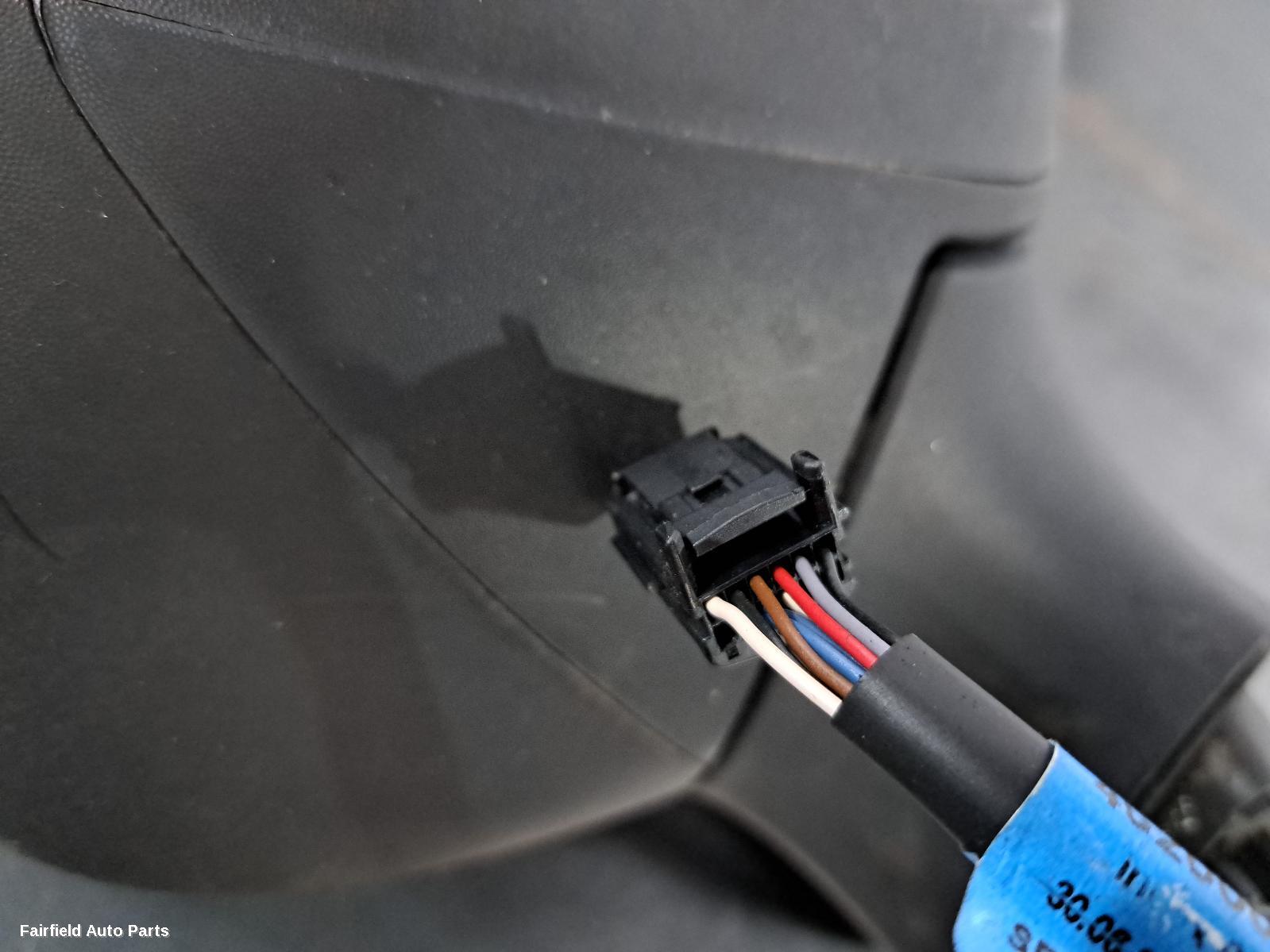 2013-2016 Renault Clio Right Door Mirror