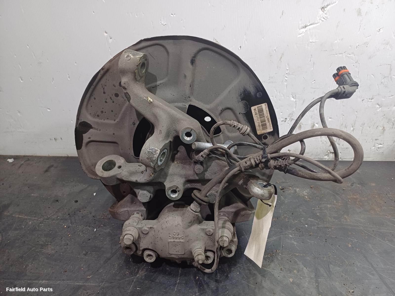 2009-2016 Mercedes E Class Right Front Hub Assembly