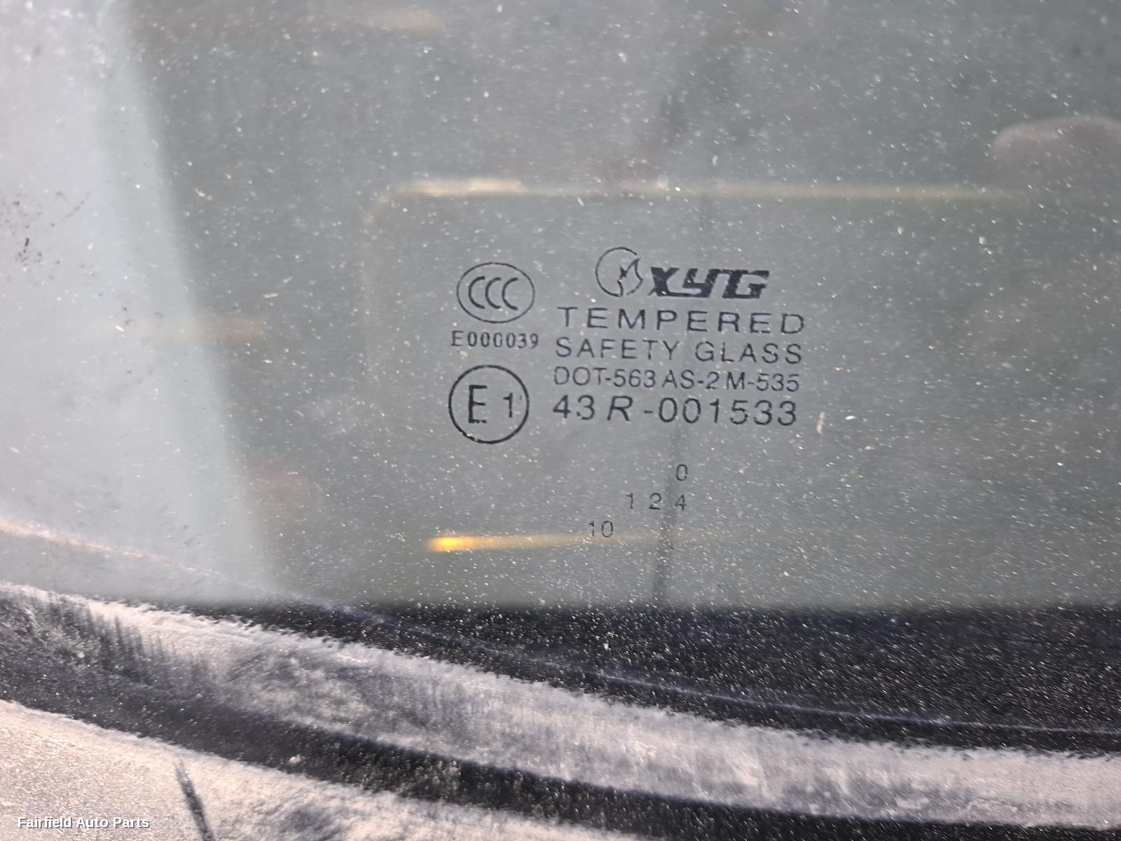2005-2015 Toyota Hilux Right Rear Door Window