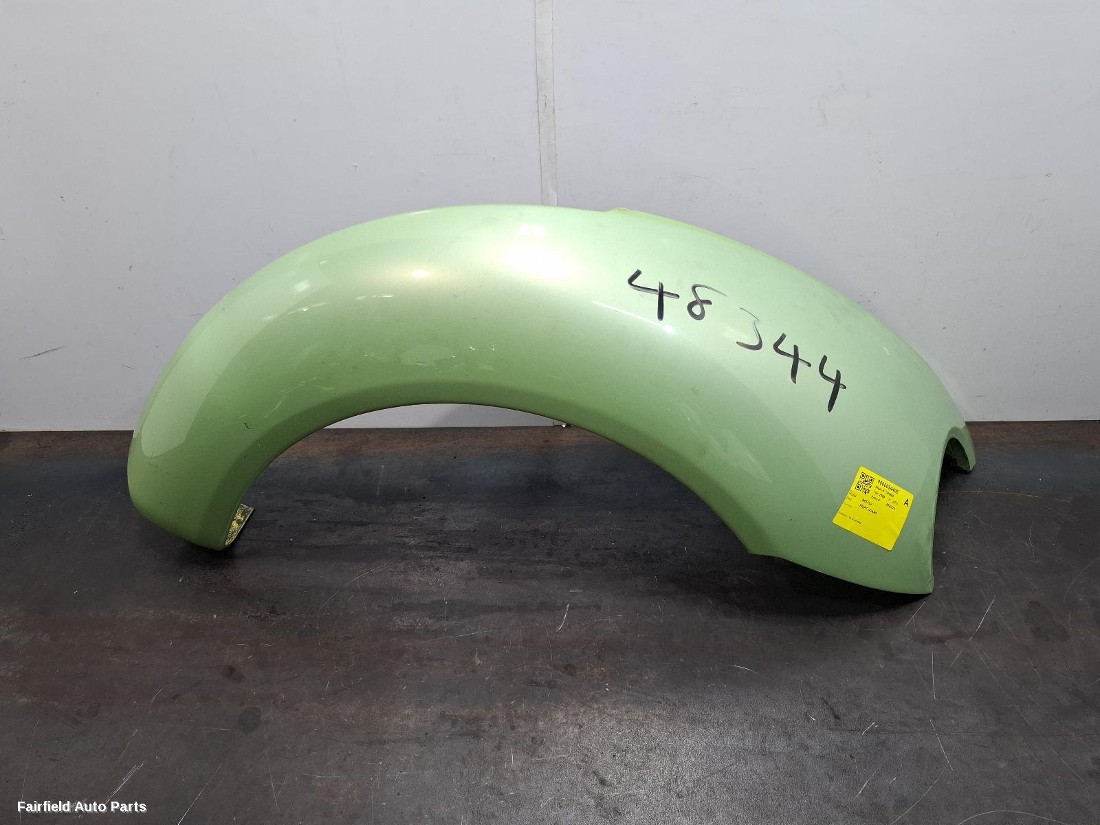 2000-2005 Volkswagen Beetle Right Guard
