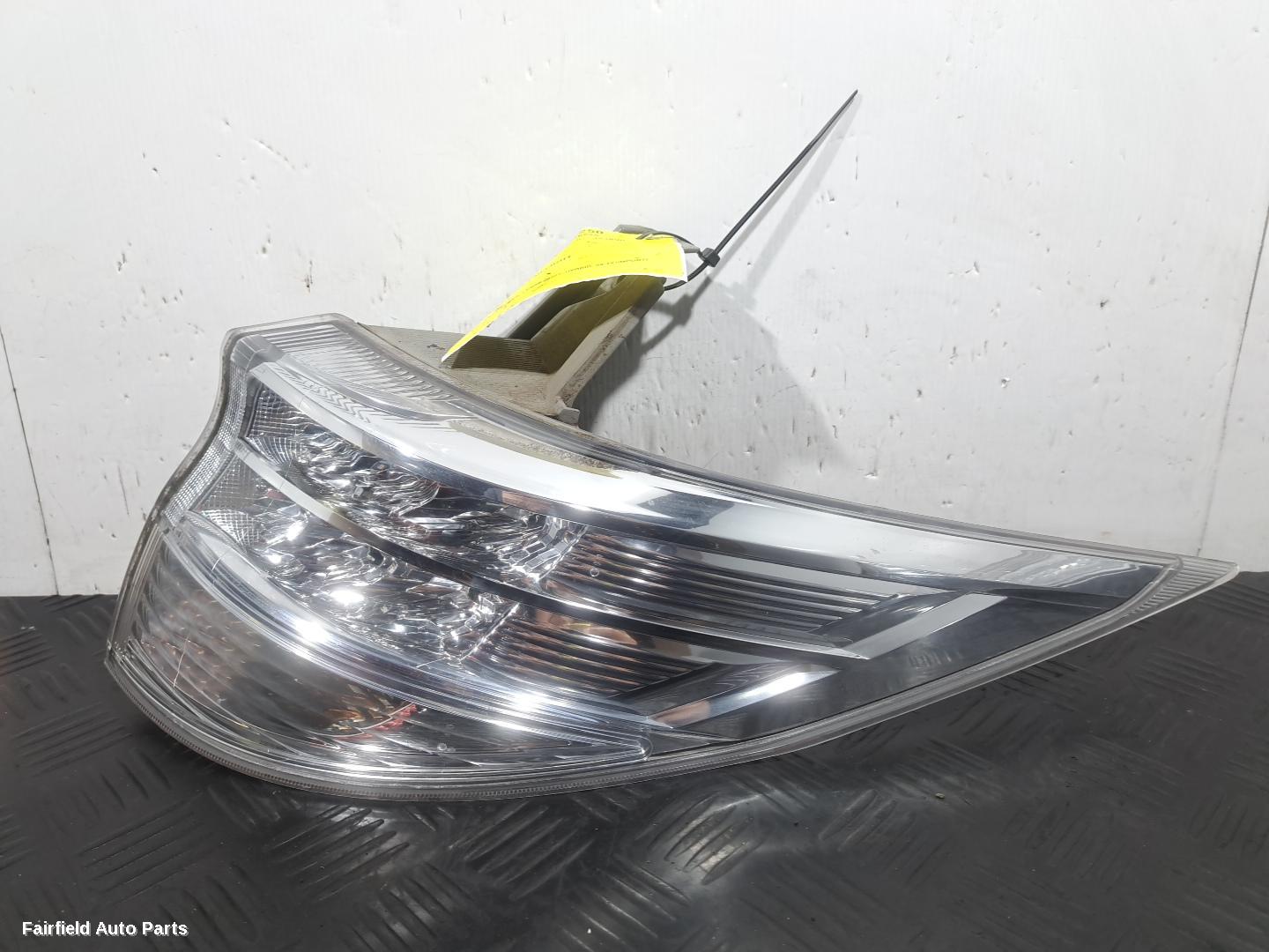 2009-2019 Toyota Estima Right Taillight
