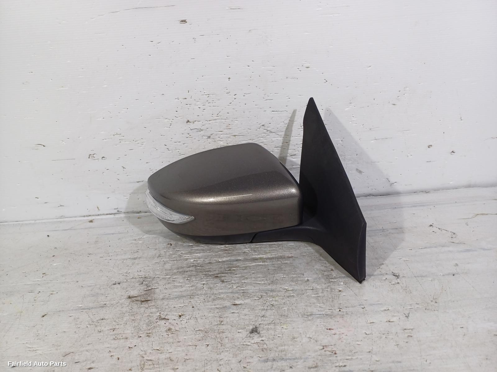 2012-2017 Nissan Pulsar Right Door Mirror