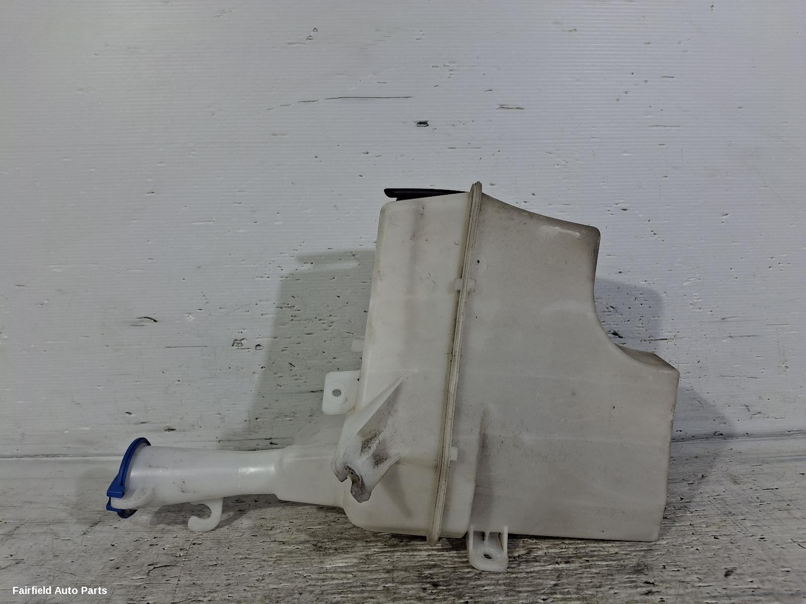 2017-2023 Hyundai I30 Washer Bottle