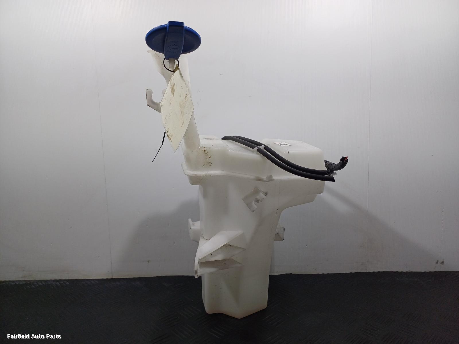 2020-2026 Kia Stonic Washer Bottle