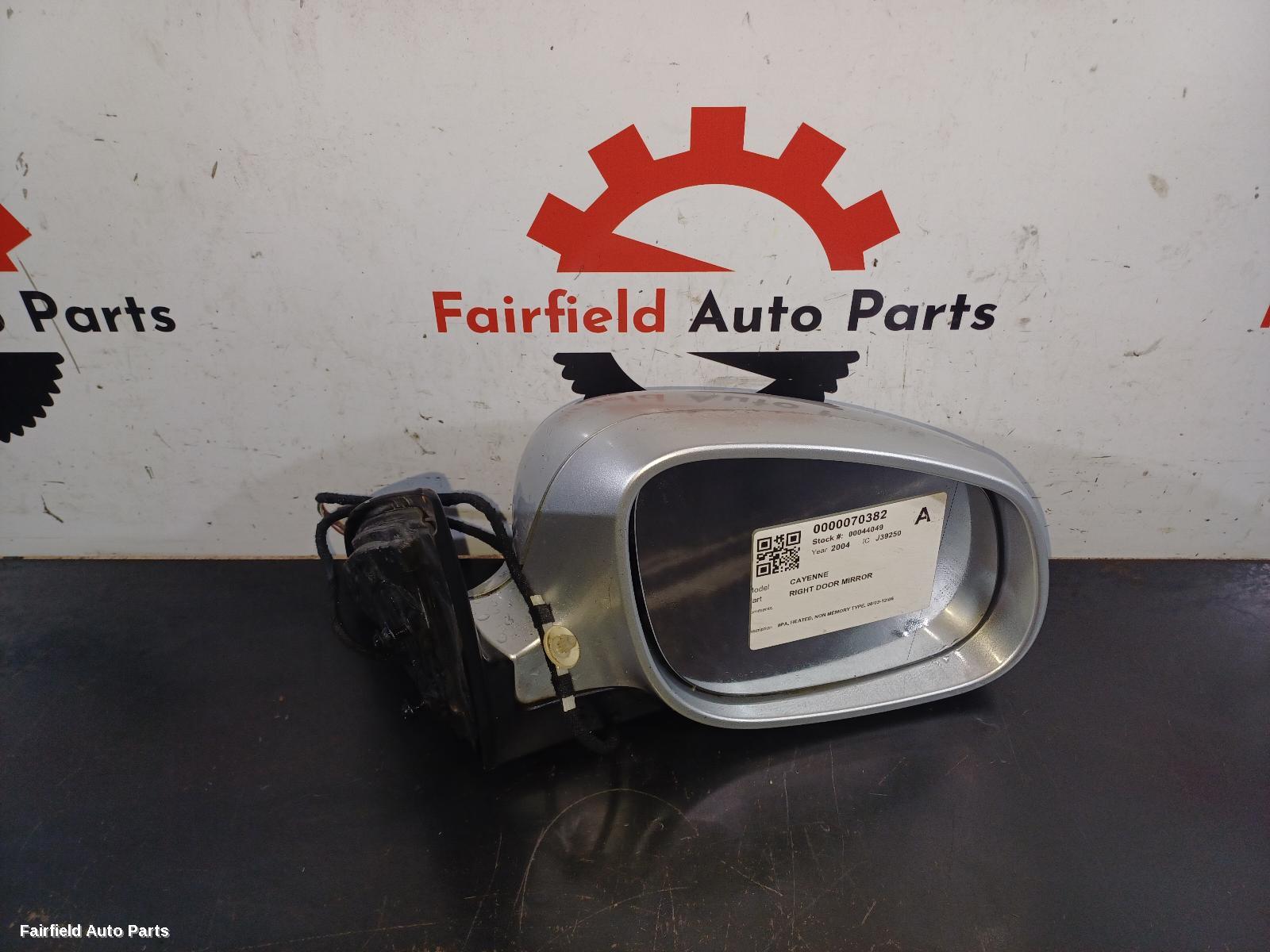 2003-2006 Porsche Cayenne Right Door Mirror