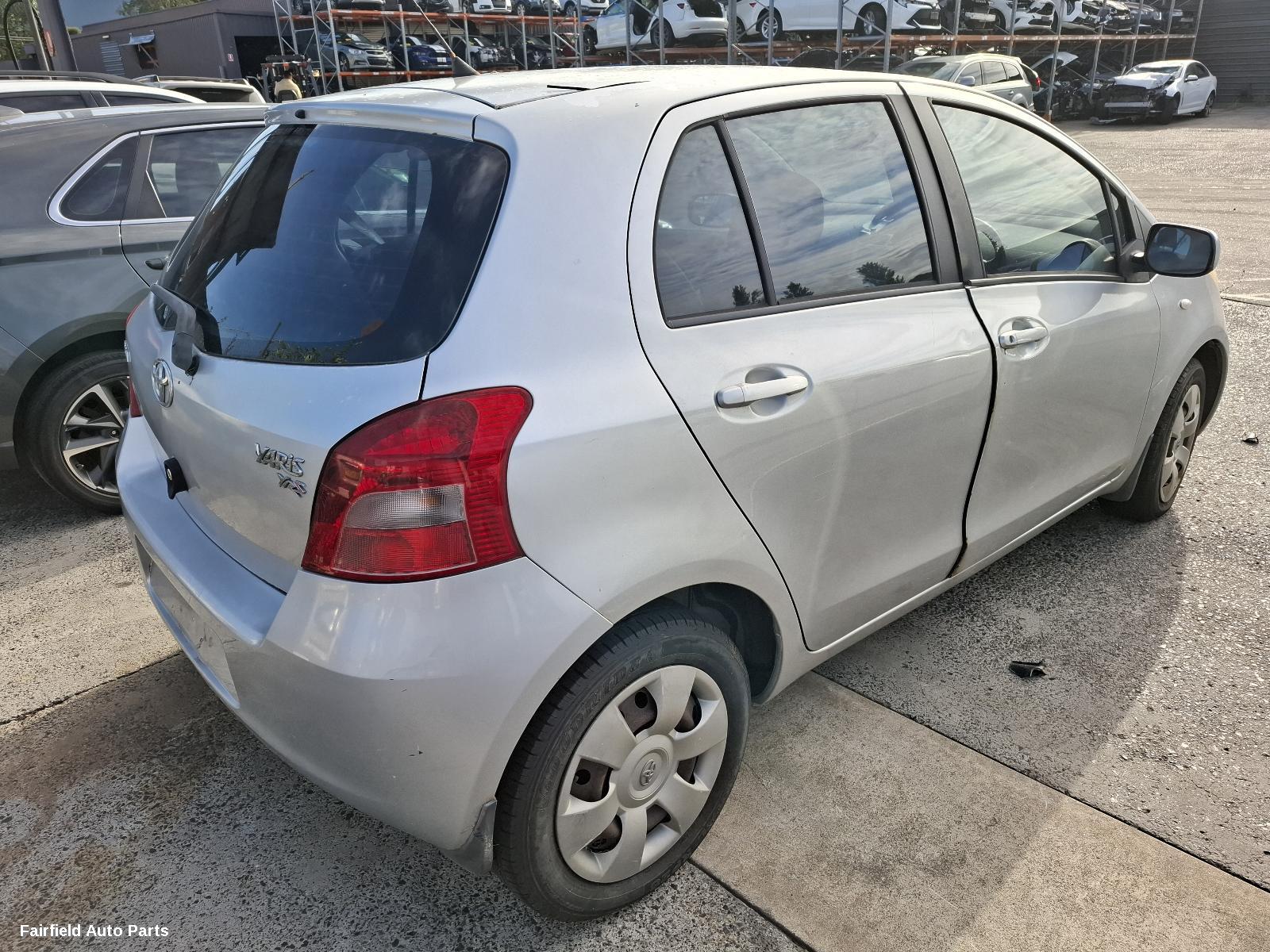 2005-2016 Toyota Yaris Pwr Dr Wind Switch