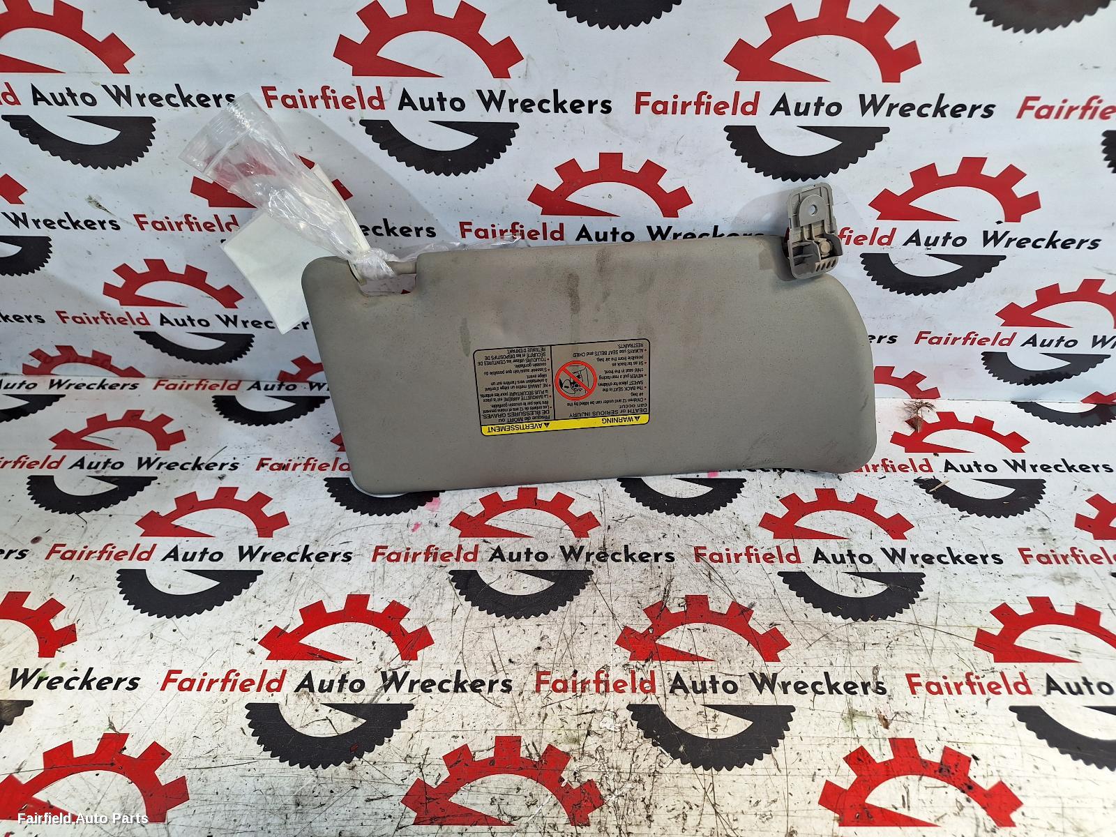 2005-2015 Nissan Navara Sunvisor