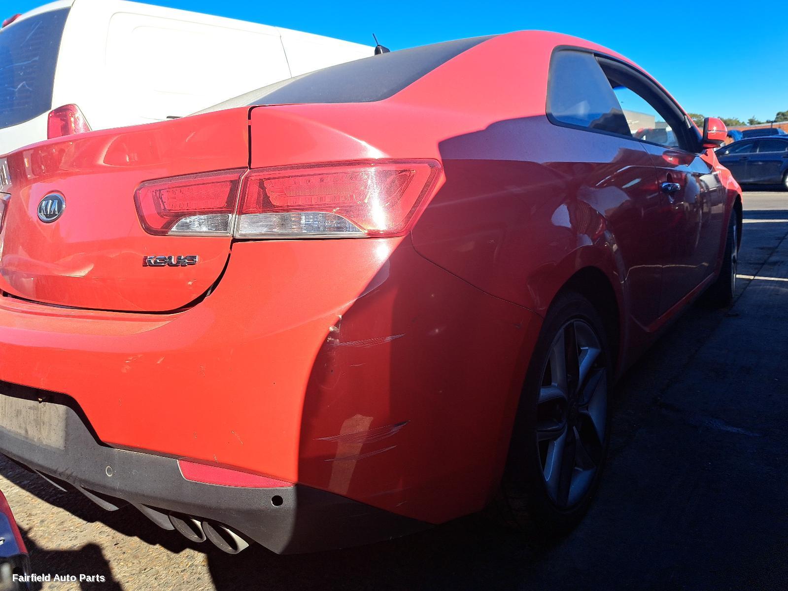 2010-2013 Kia Cerato Left Door Mirror