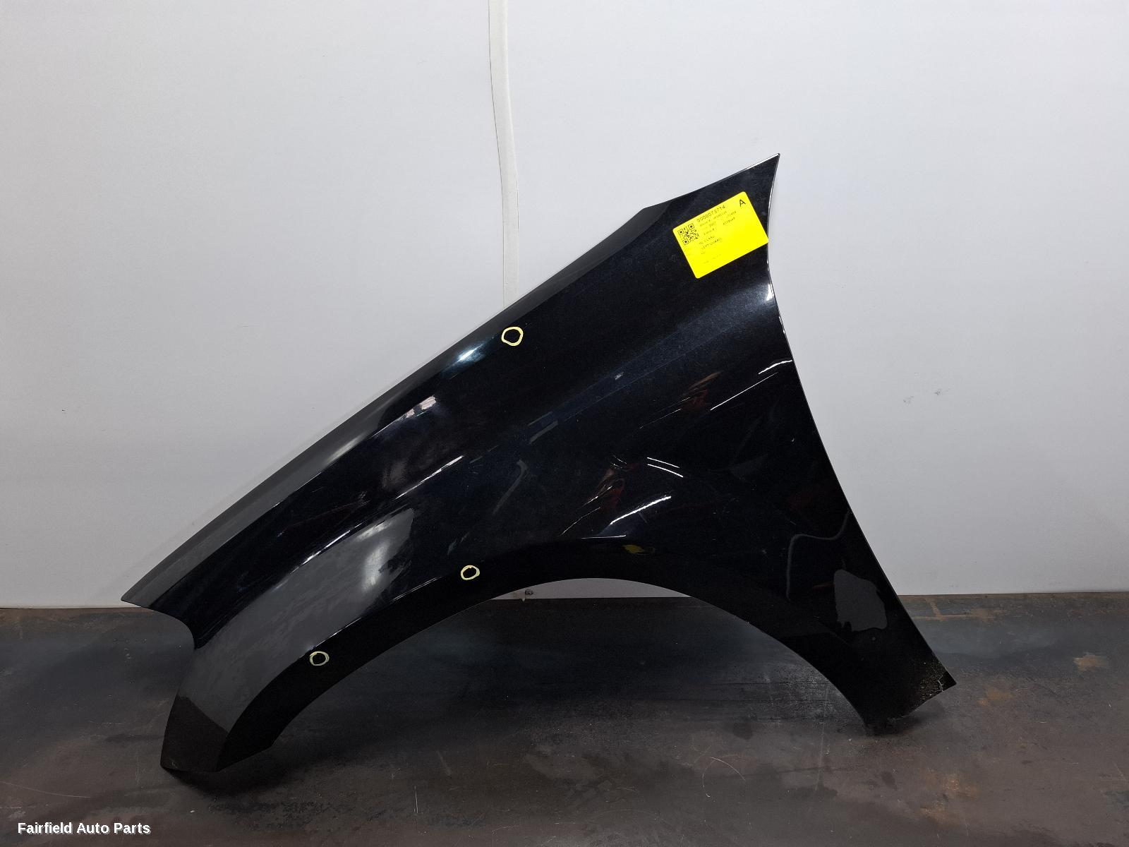 2006-2012 Mercedes Gl Class Left Guard