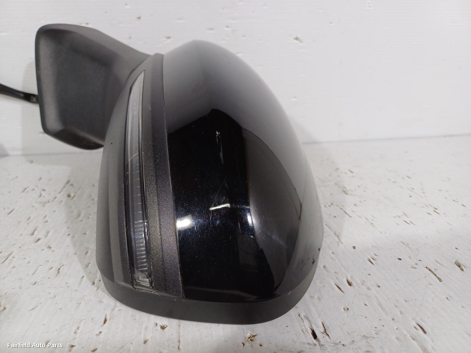 2021-2023 Renault Captur Left Door Mirror