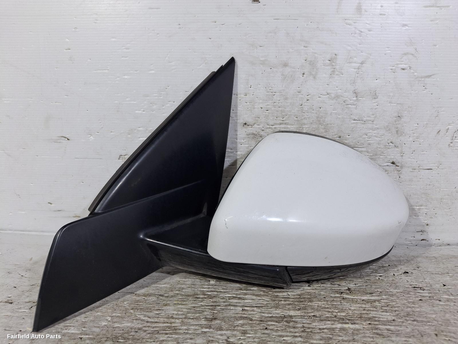 2015-2019 Land Rover Discovery Sport Left Door Mirror