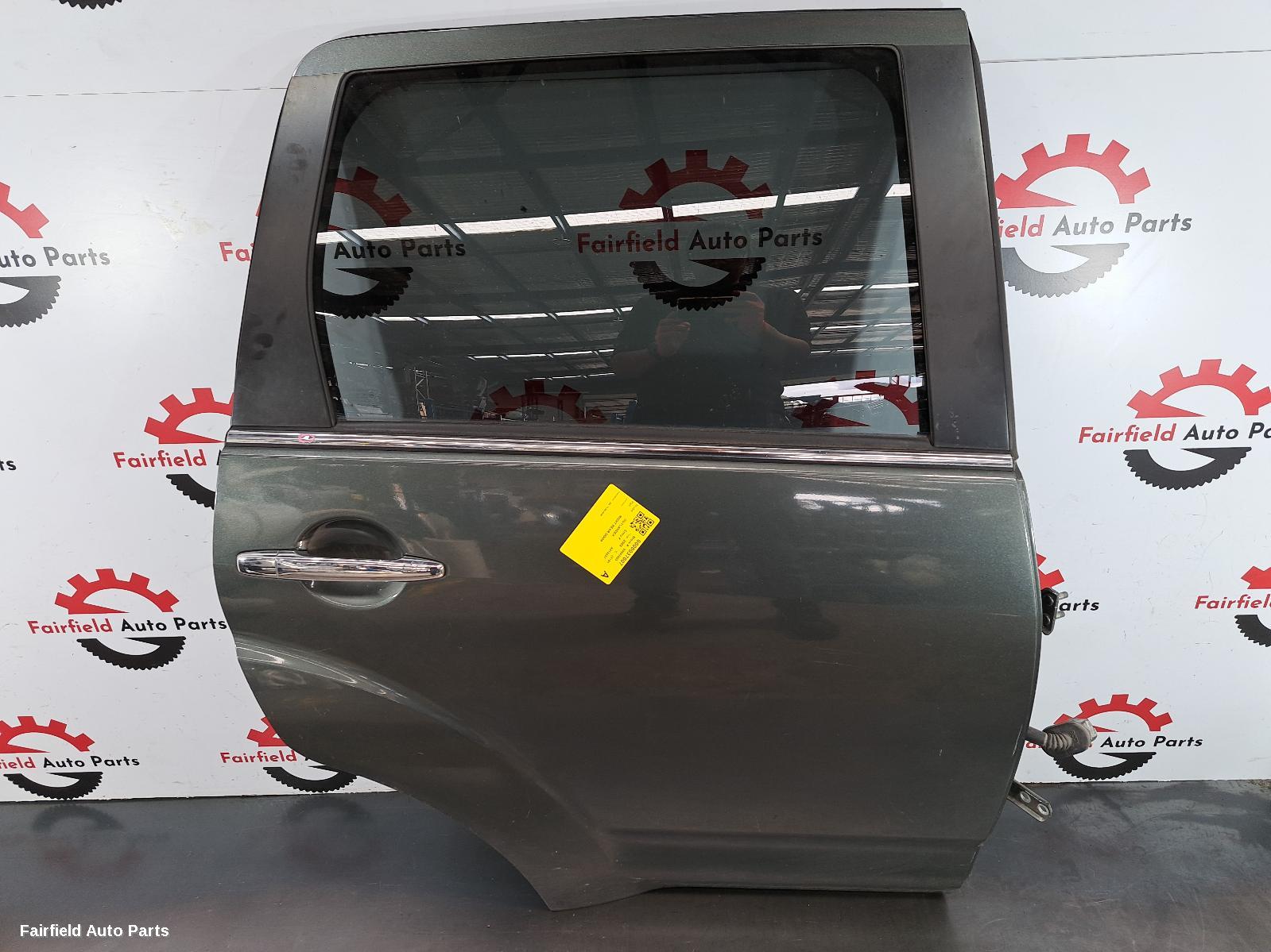 2006-2009 Mitsubishi Outlander Right Rear Door Sliding
