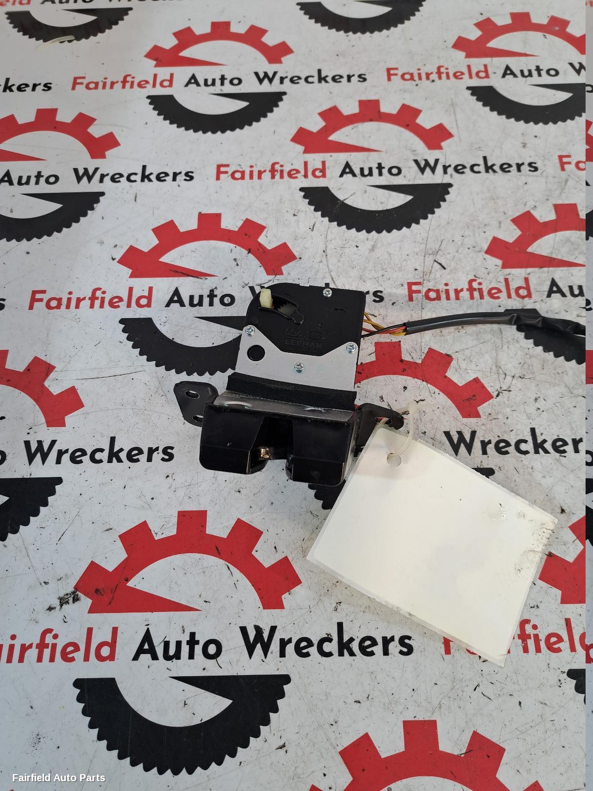 2012-2013 Kia Rio Door Boot Gate Lock