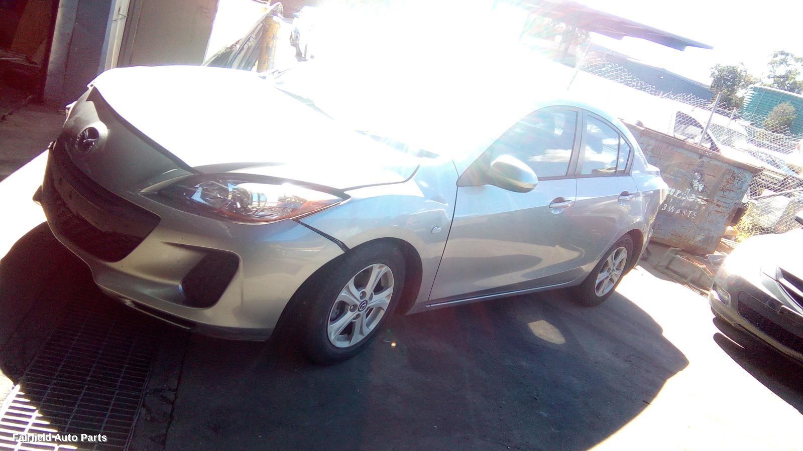 2009-2013 Mazda 3 High Level Stoplight