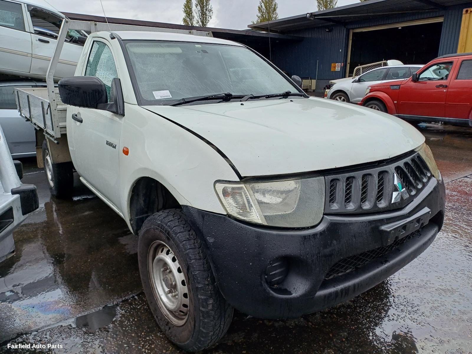 2006-2015 Mitsubishi Triton Left Front Window Reg Motor