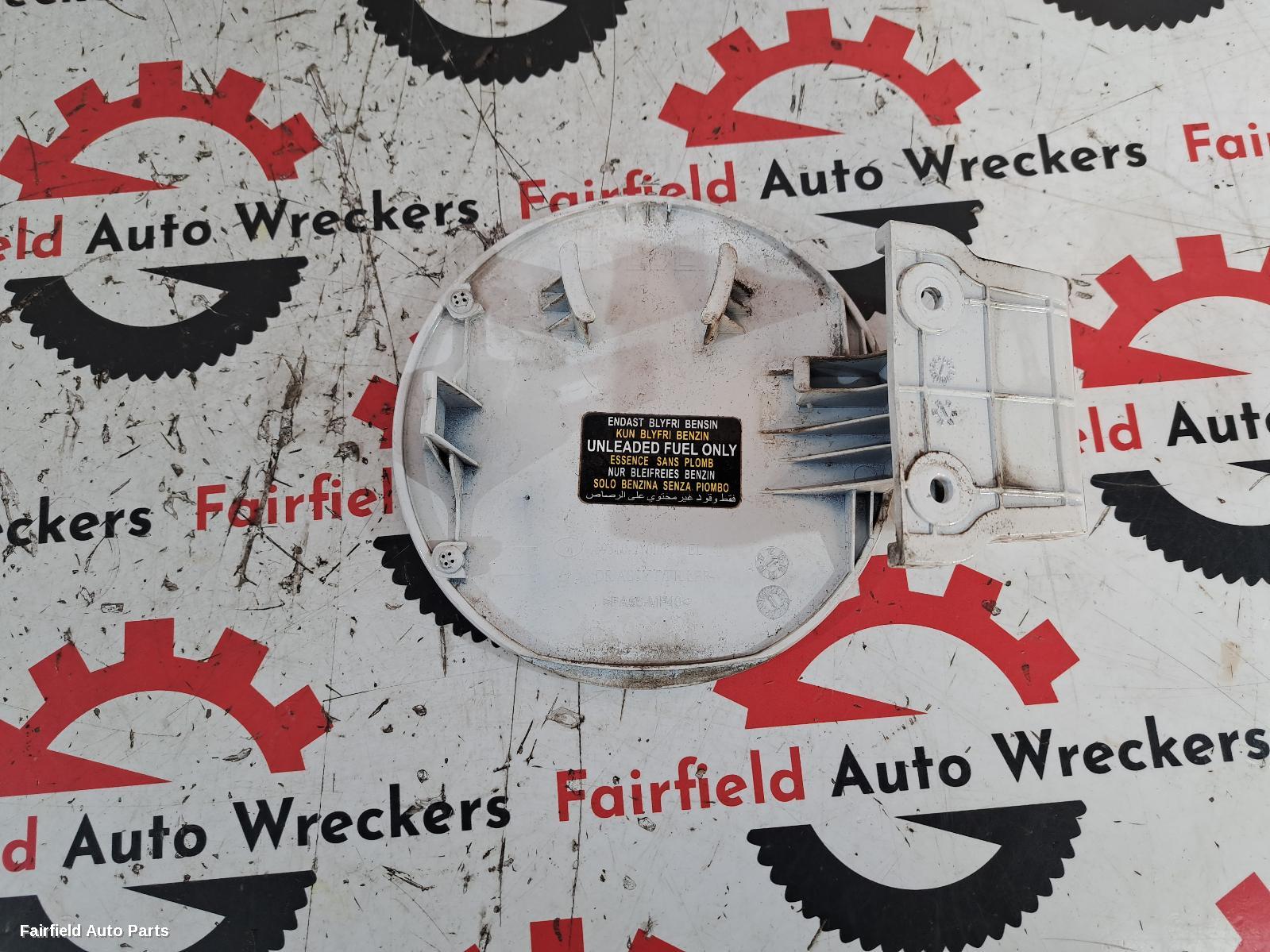 2009-2016 Hyundai Ix35 Fuel Door   Filler