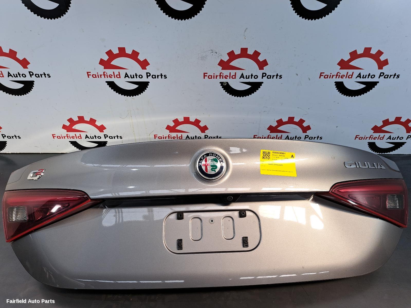 2016-2022 Alfa Romeo Giulia Bootlid Tailgate
