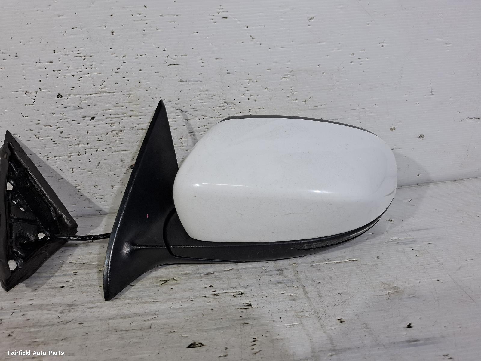 2014-2018 Jeep Cherokee Left Door Mirror
