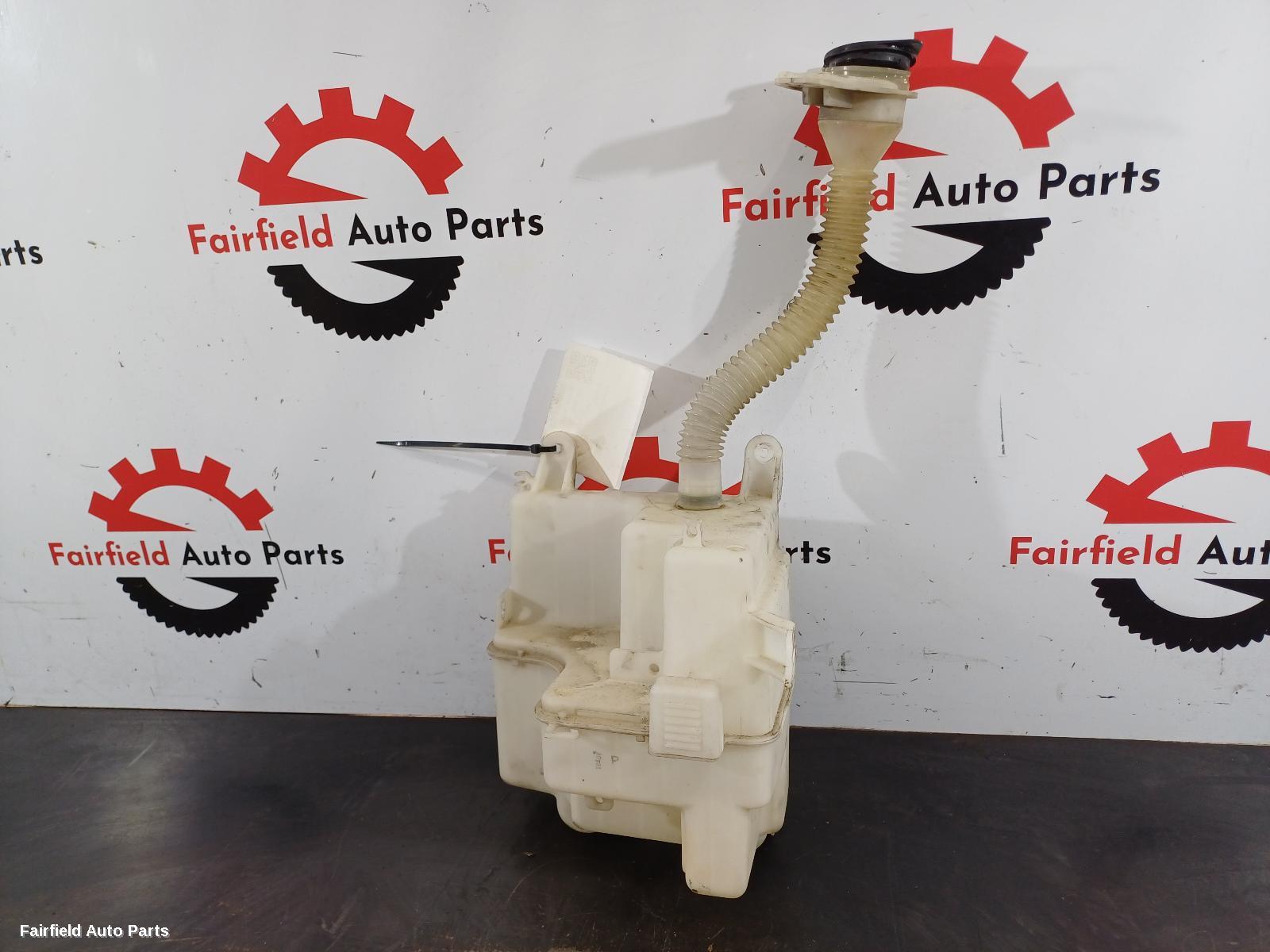 2001-2007 Toyota Kluger Washer Bottle