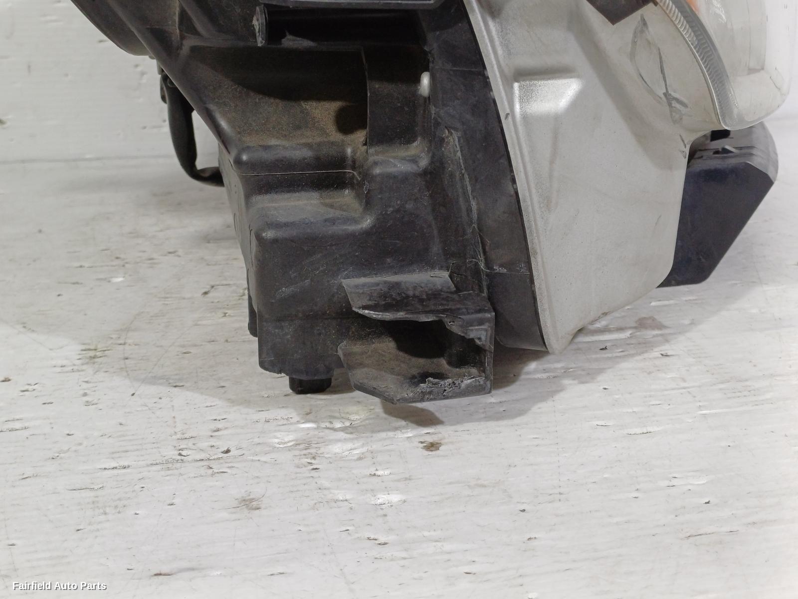 2006-2015 Nissan Skyline Right Headlamp