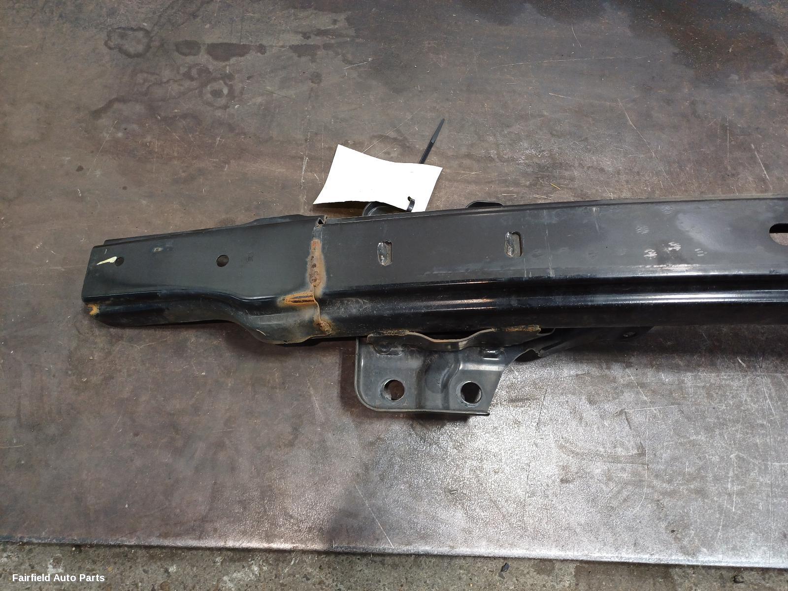 2007-2015 Hyundai Iload/imax F Bar Reinforc Brack
