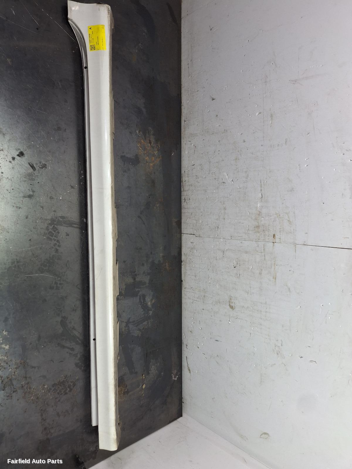 2006-2011 Toyota Camry Side Step Skirt