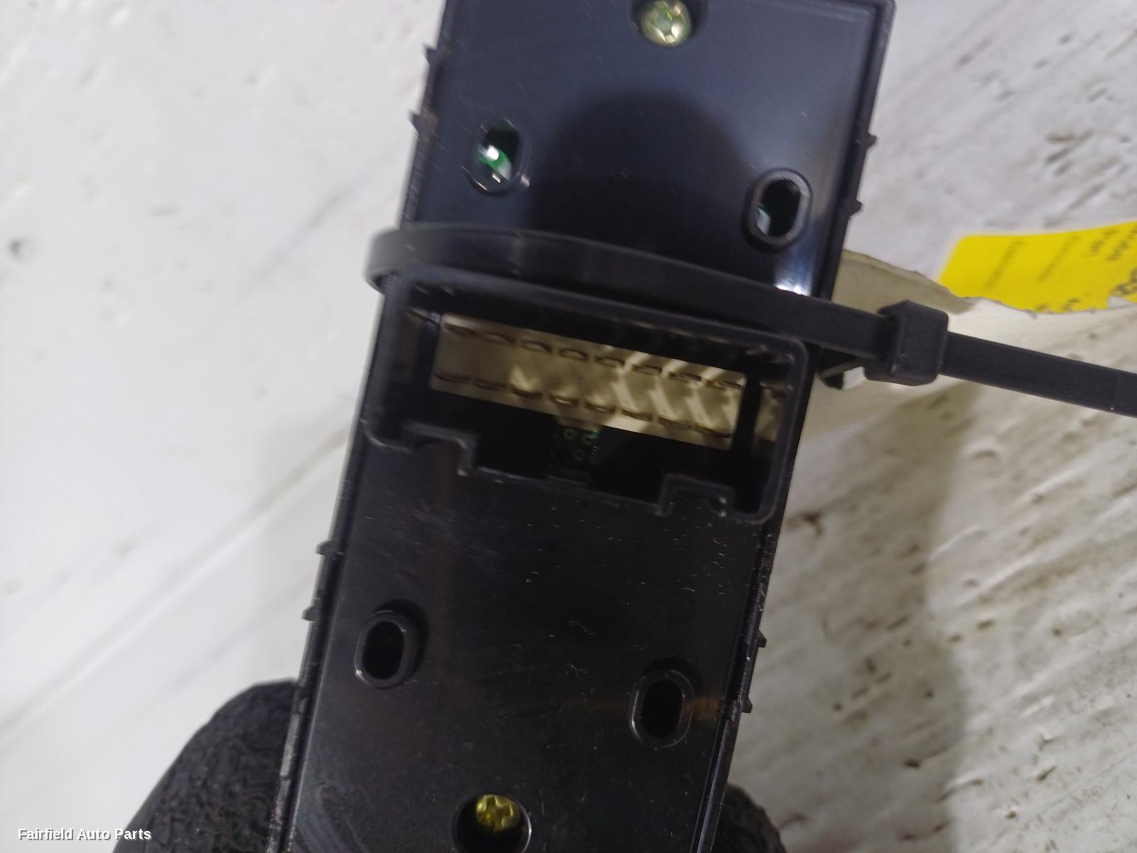 2013-2019 Hyundai Accent Pwr Dr Wind Switch