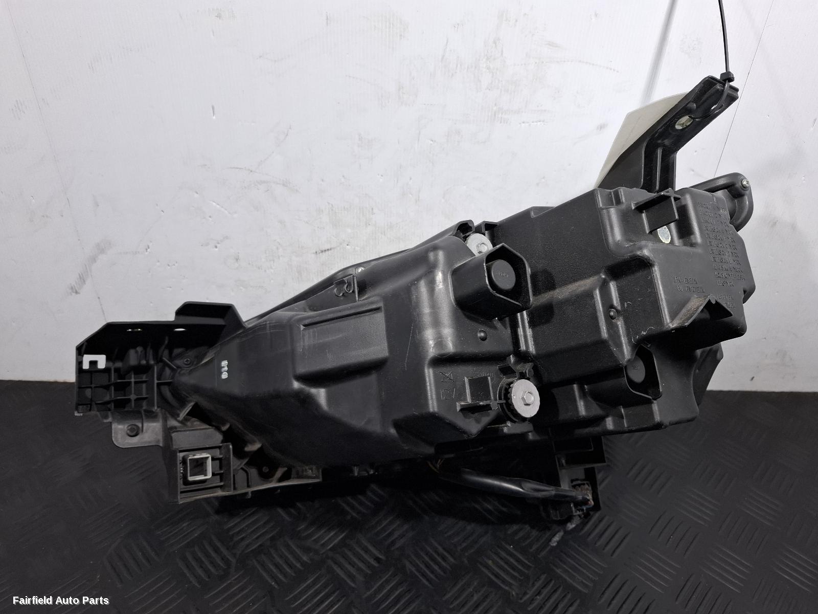 2020-2025 Mazda Cx3 Right Headlamp