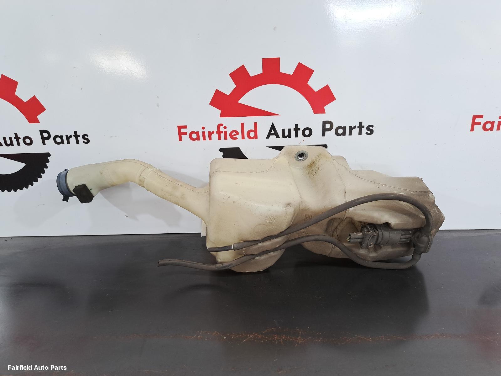 2008-2024 Fiat 500 Washer Bottle